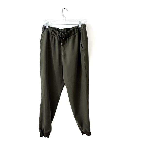 lululemon athletica Pants - Lululemon Olive Green Jogger - Size 8
